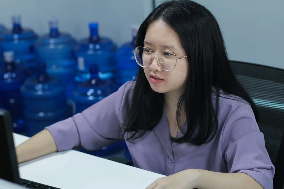 保险科技赋能传统险企：聚保保险网技术架构与实施路径