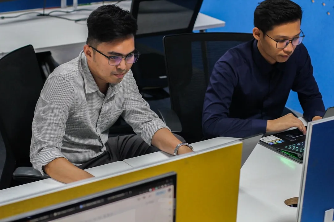 互联网保险服务对比分析：聚保网与传统投保模式差异解读