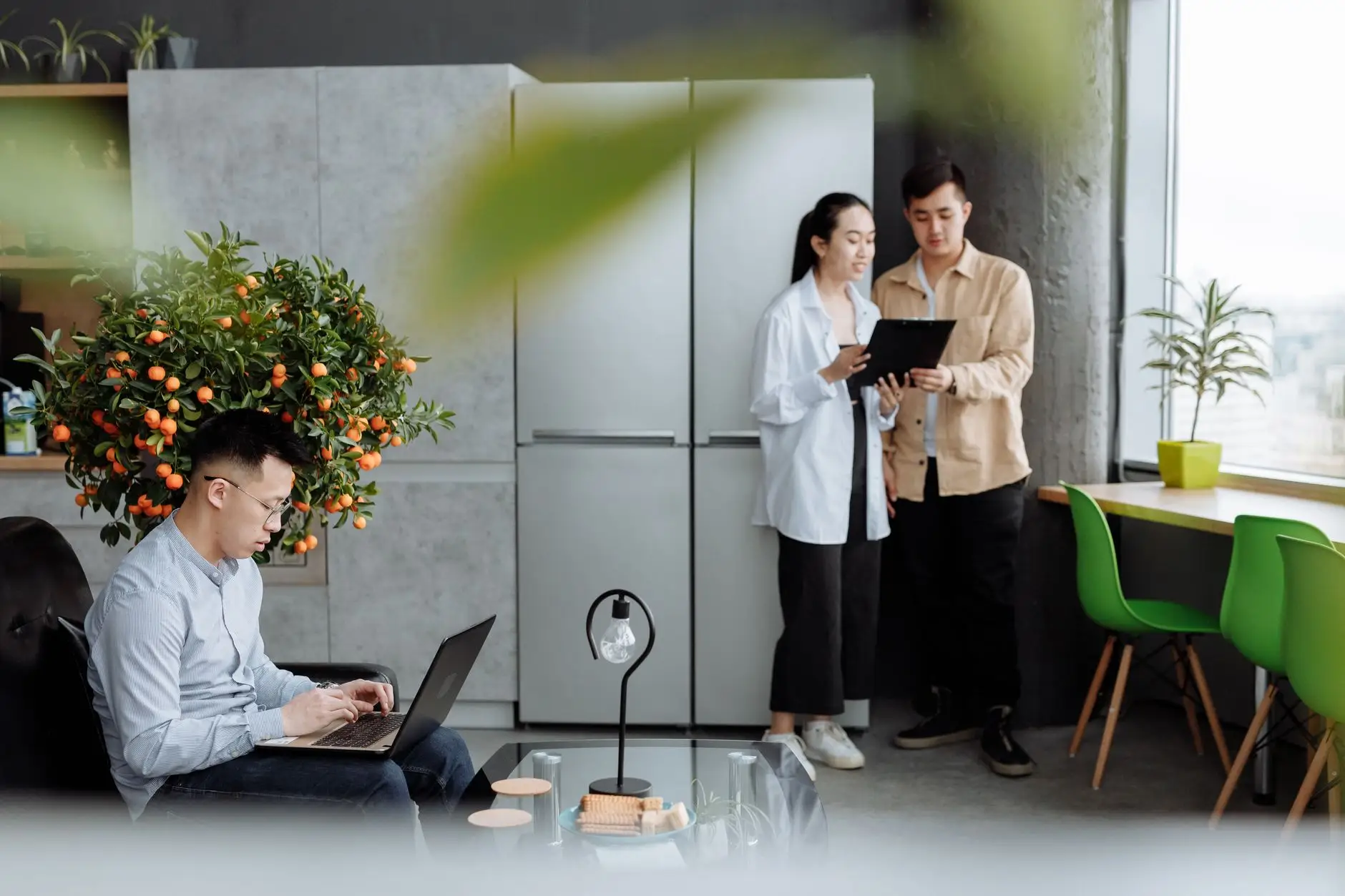 互联网保险服务平台选型参考：企业客户投保渠道的对比与评估维度